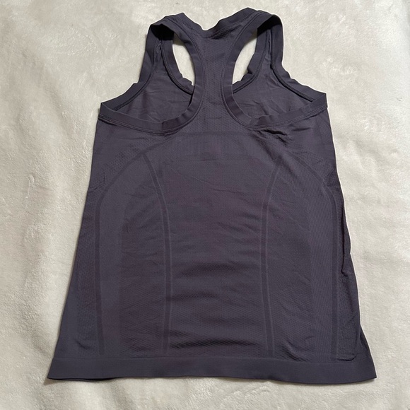 Athleta Seamless Momentum Tank (Dusk Violet) - Picture 6 of 7